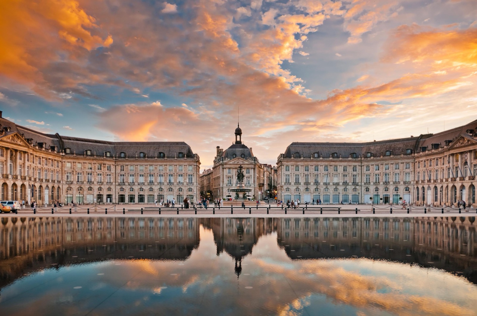 6. Bordeaux — 8/10