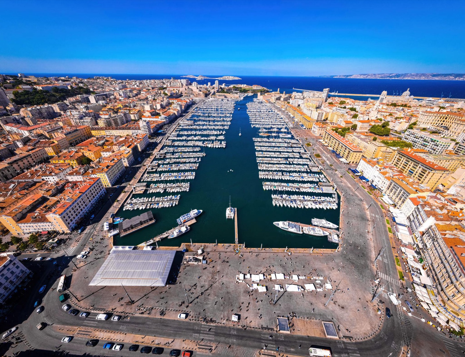 9. Marseille — 8/10