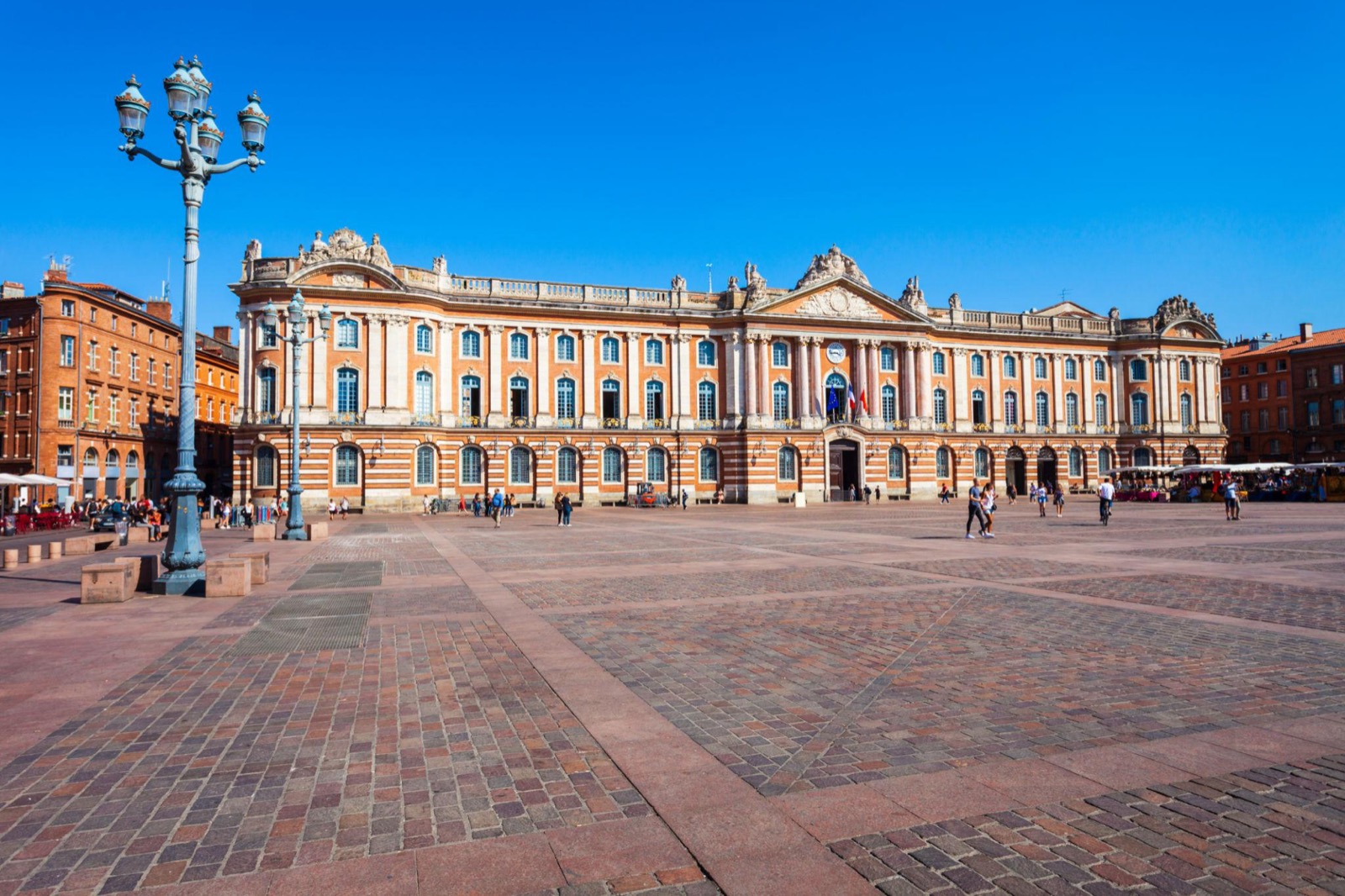 3. Toulouse — 8/10